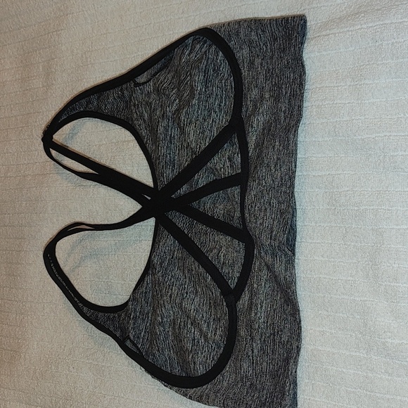 NWOT AKAMC grey and black sports bra unpadded - Picture 2 of 6